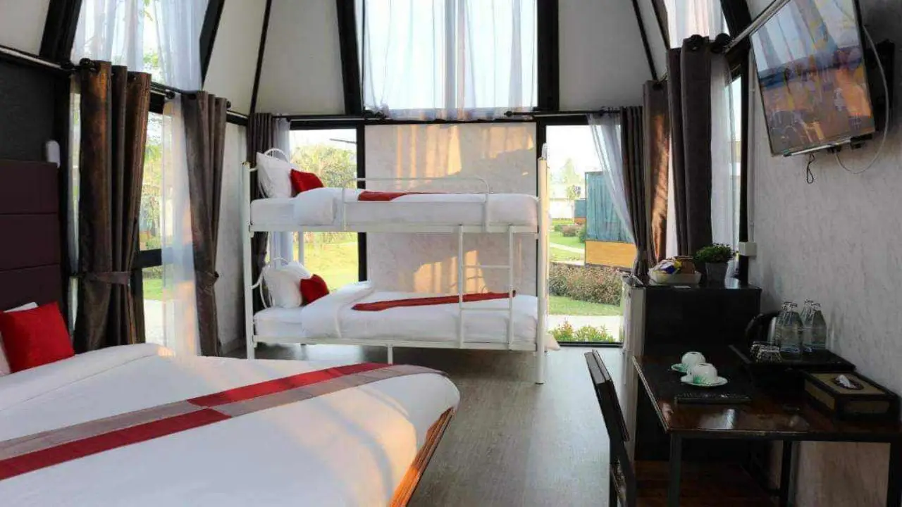 akkara_resort_and_villa_big_bed_and_bunk_bed